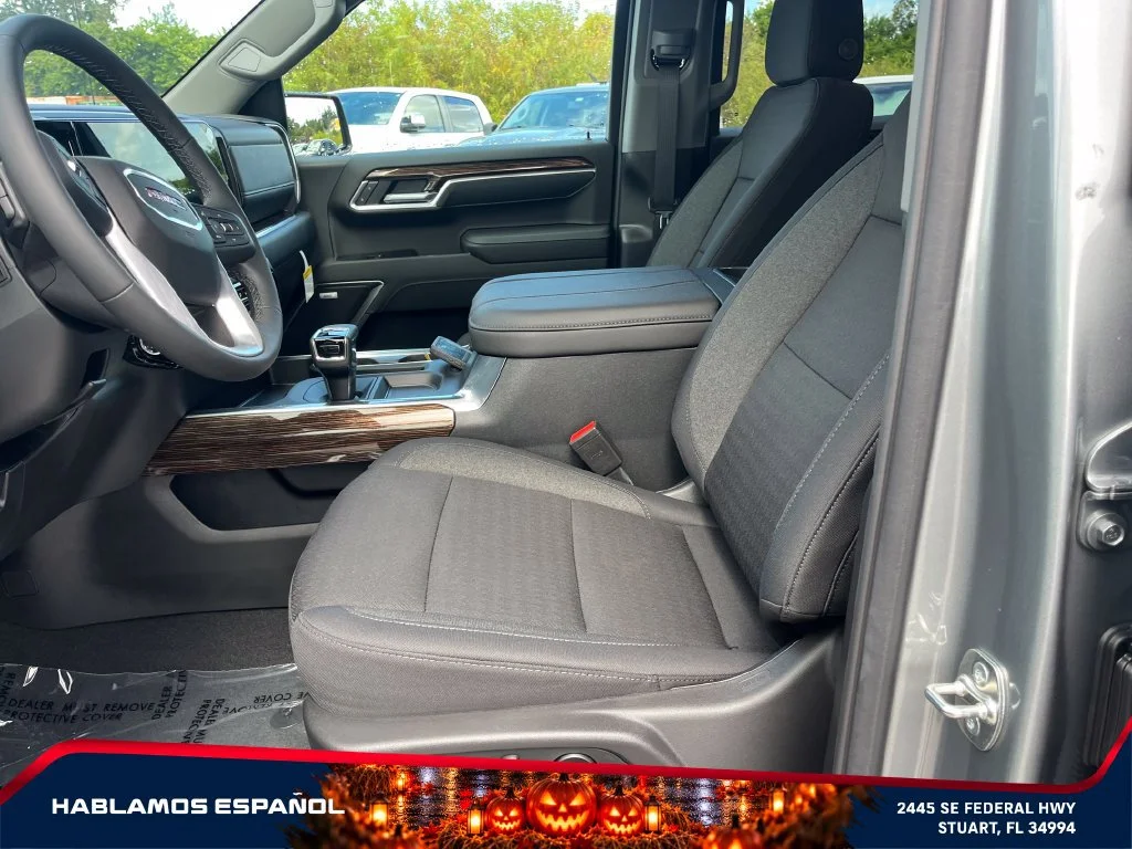 New 2026 Sterling Metallic GMC Elevation image 9