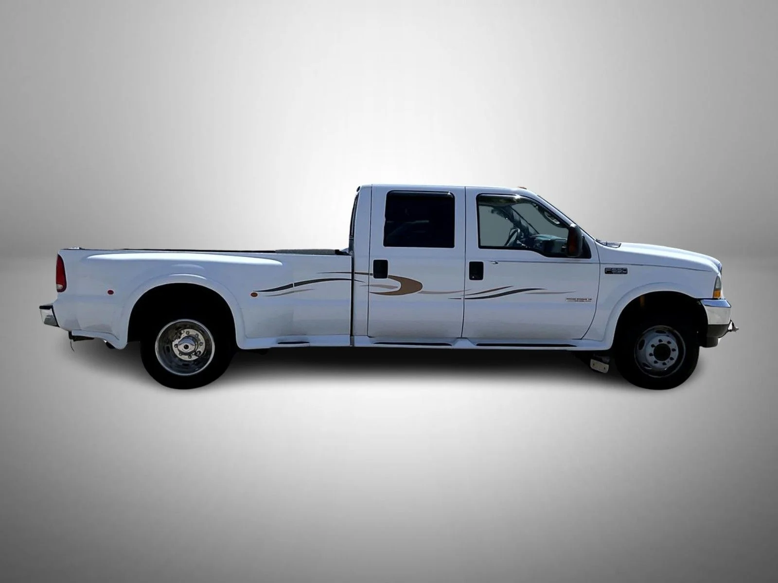 Used 2004 White Ford Lariat image 4