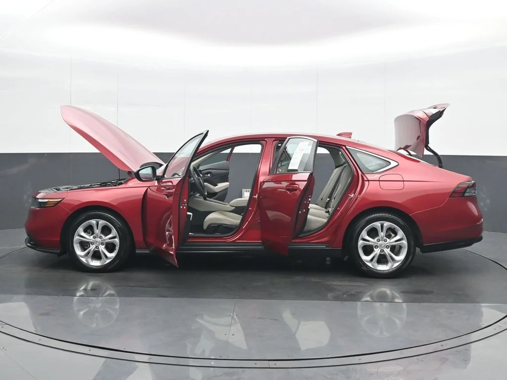 Used 2024  Honda LX image 37