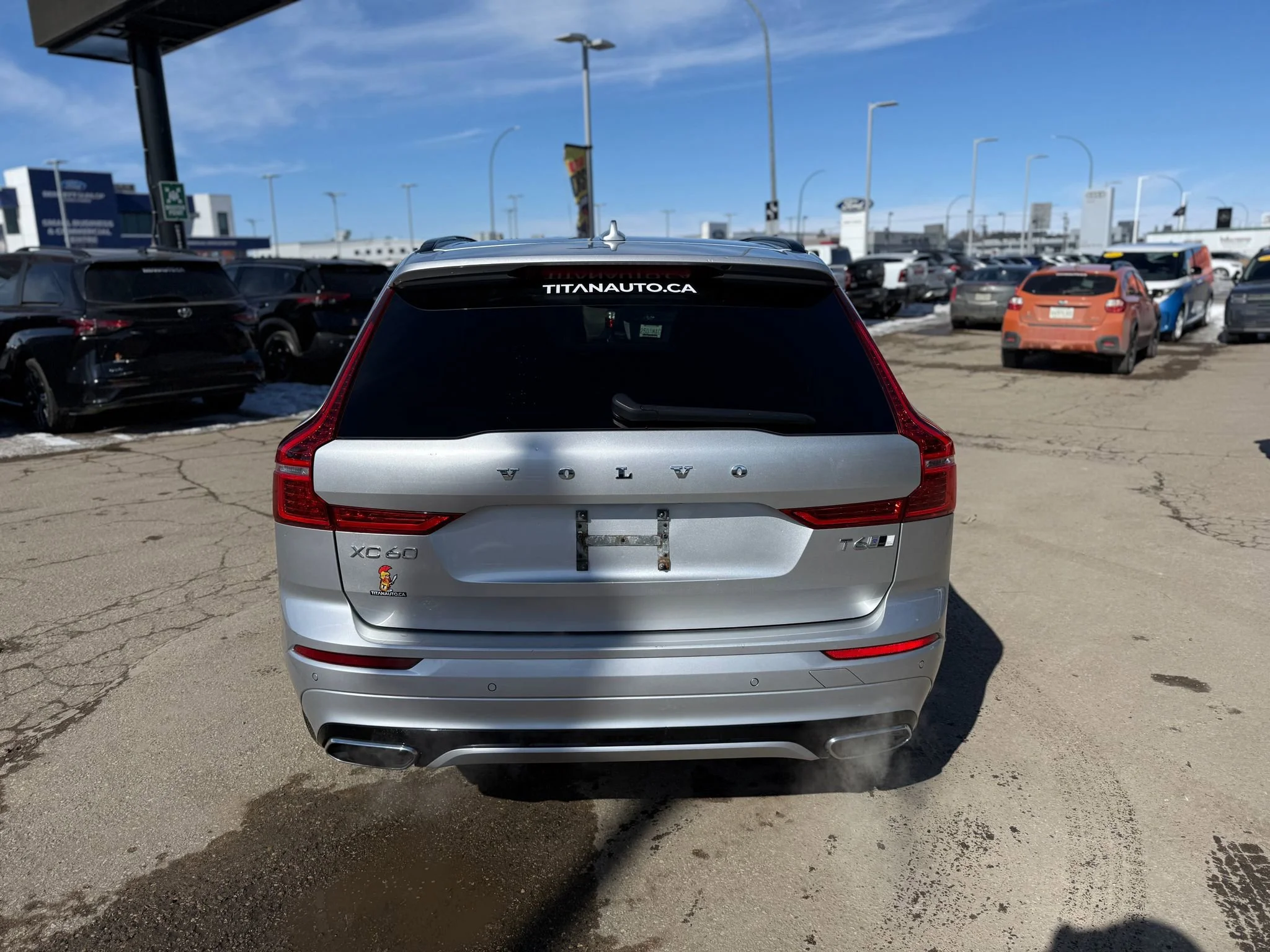 Certified Used 2020 Silver Volvo T6 R-Design AWD*Adaptive Cruise | Nav | Pano Roof | Htd Leather | Lane Keep Assist | Park Assist image 14