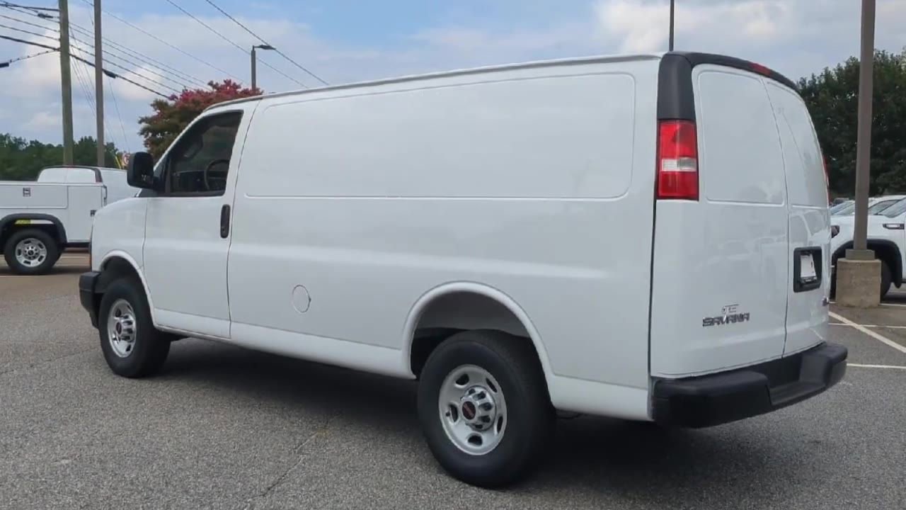 2025 GMC Savana Cargo Work Van - Photo 6