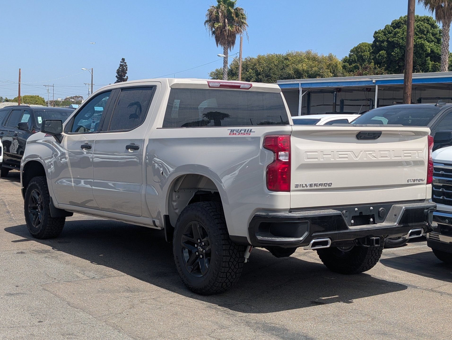 2026 Chevrolet Silverado 1500 Custom Trail Boss - Photo 10