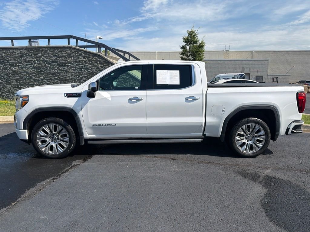Used 2021 White GMC Denali image 4