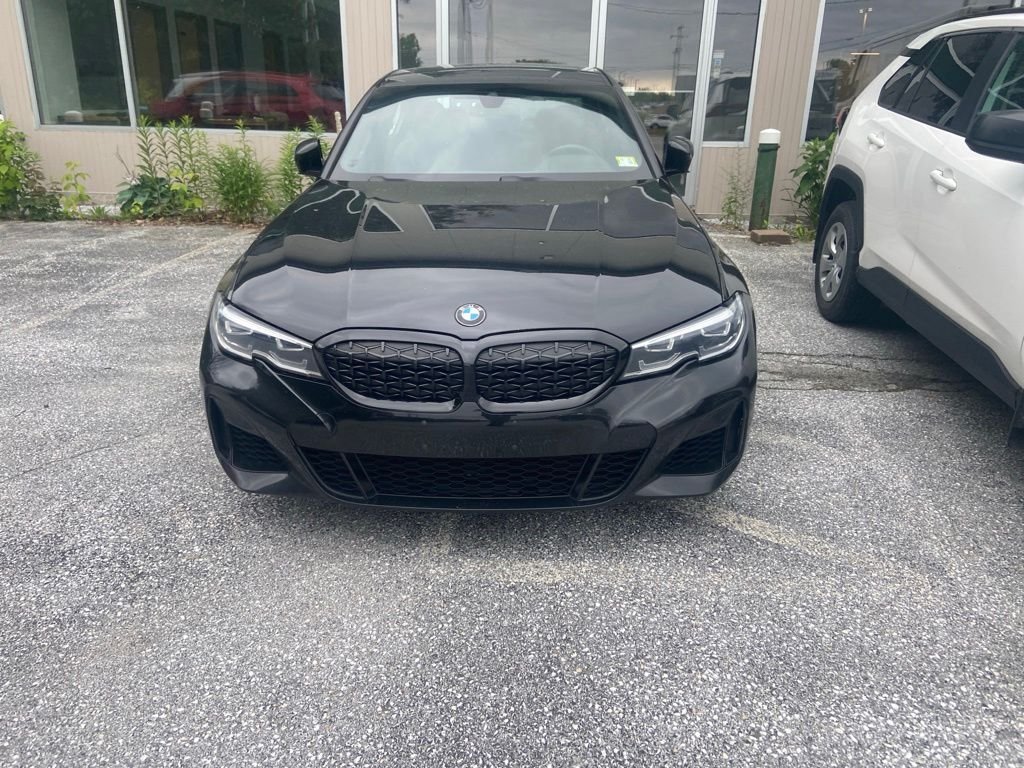 Used 2021 Black Sapphire Metallic BMW M340i xDrive image 2