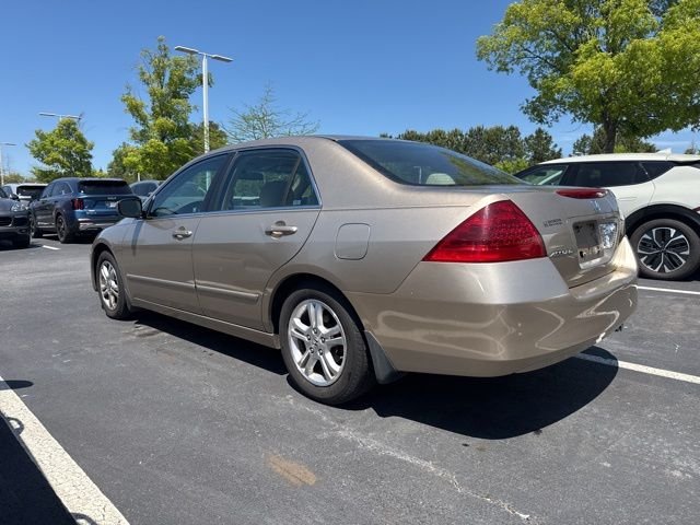 Used 2006 Honda Accord EX with VIN 1HGCM56776A174705 for sale in Cumming, GA