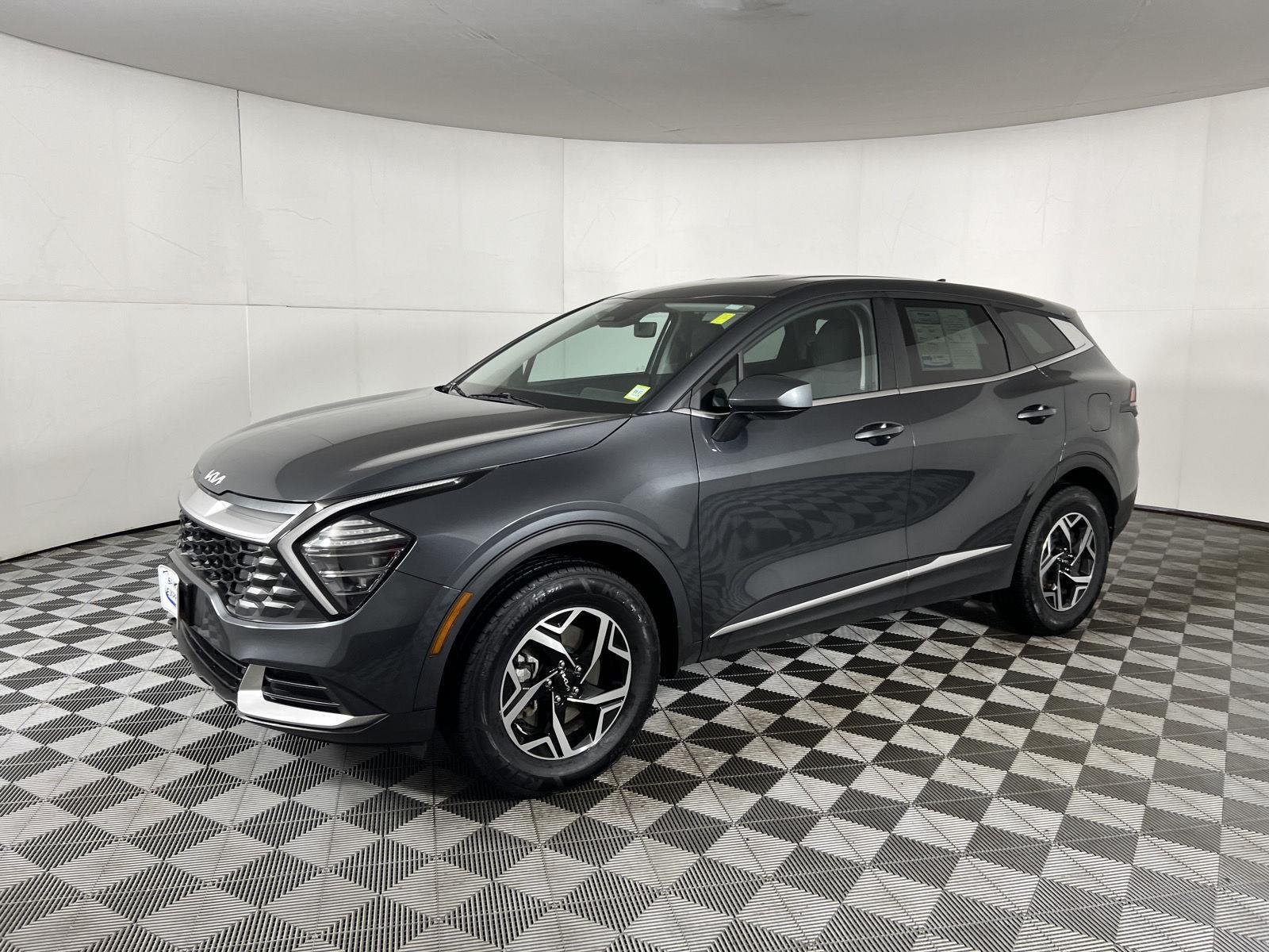 Used 2024 Gravity Gray Kia LX image 19