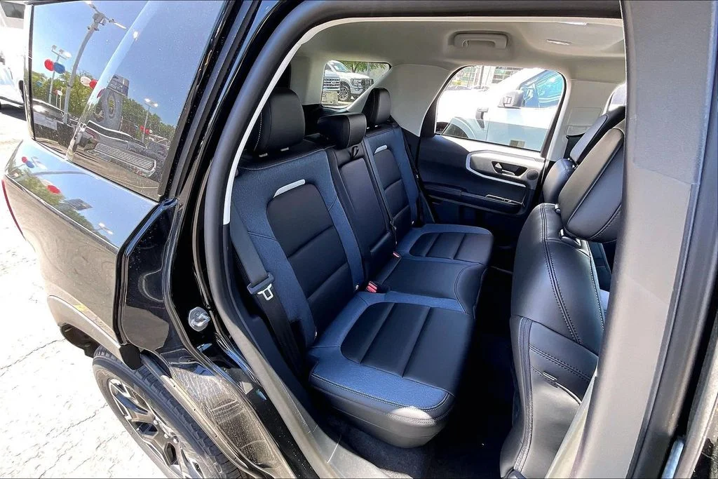 New 2025 Shadow Black Ford Outer Banks® image 26
