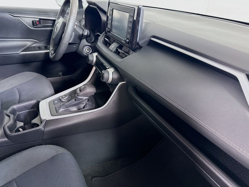 Used 2020 Super White Toyota Hybrid LE image 26
