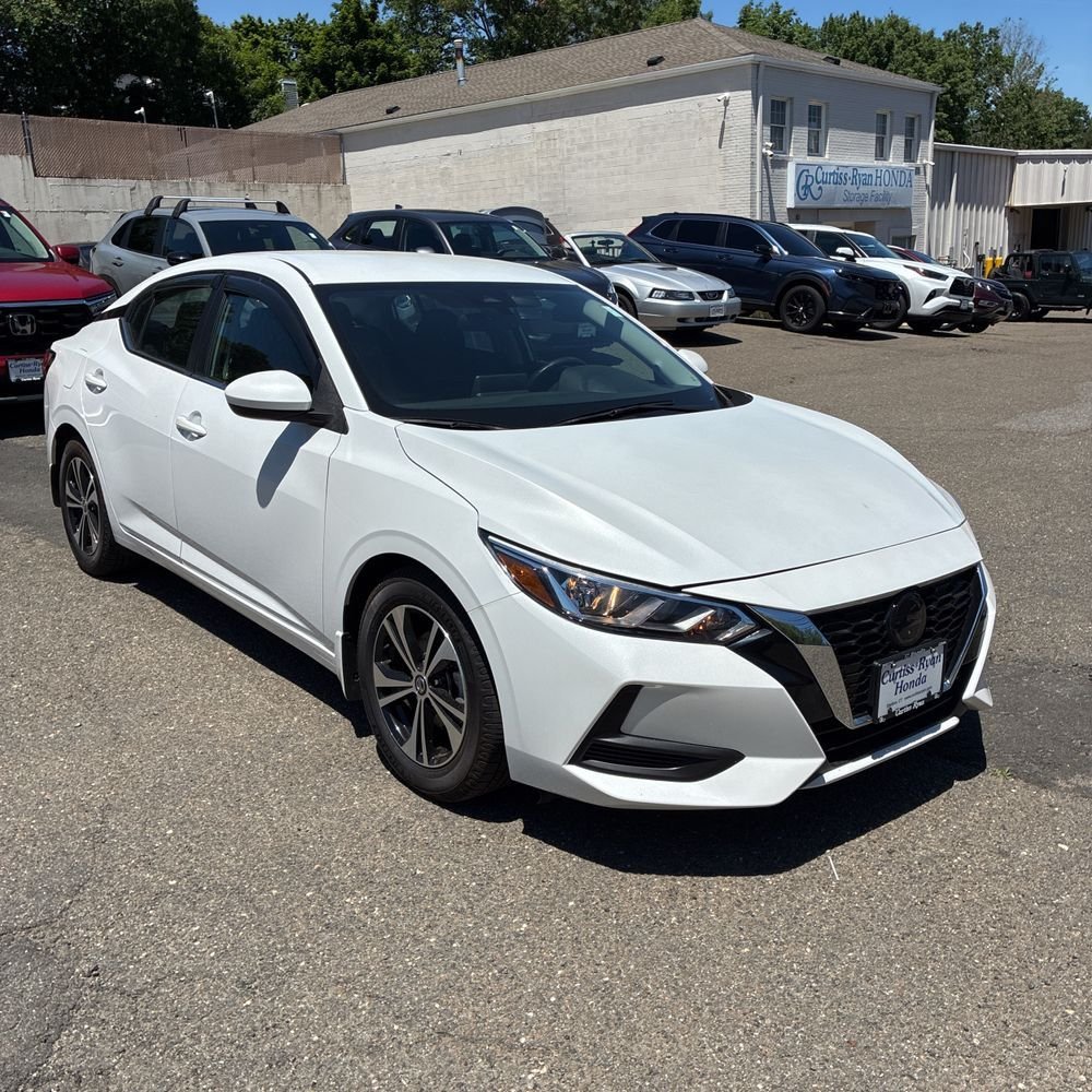 Used 2023 White Nissan SV image 9