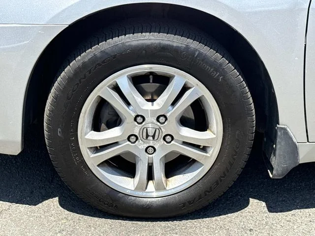 Used 2007 Silver Honda SE image 11