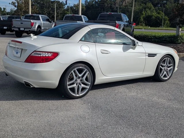 Used 2014 Diamond White Metallic Mercedes-Benz SLK 250 image 4