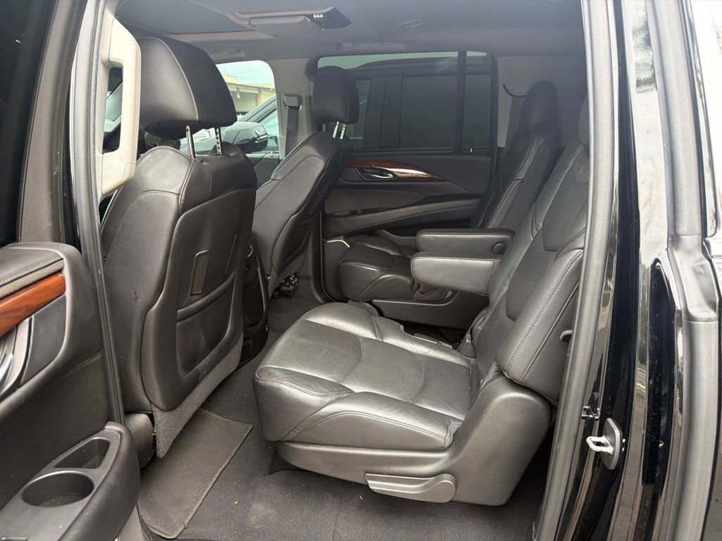 Used 2019 Black Cadillac Premium image 5