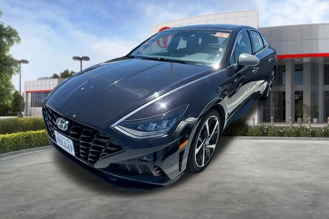 Used 2023 Blue Hyundai SEL Plus image 3