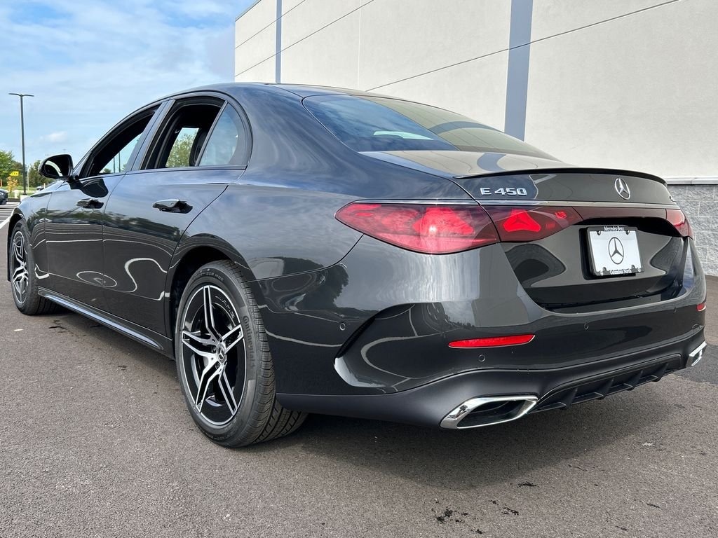 New 2027 Graphite Grey Metallic Mercedes-Benz E 450 image 5