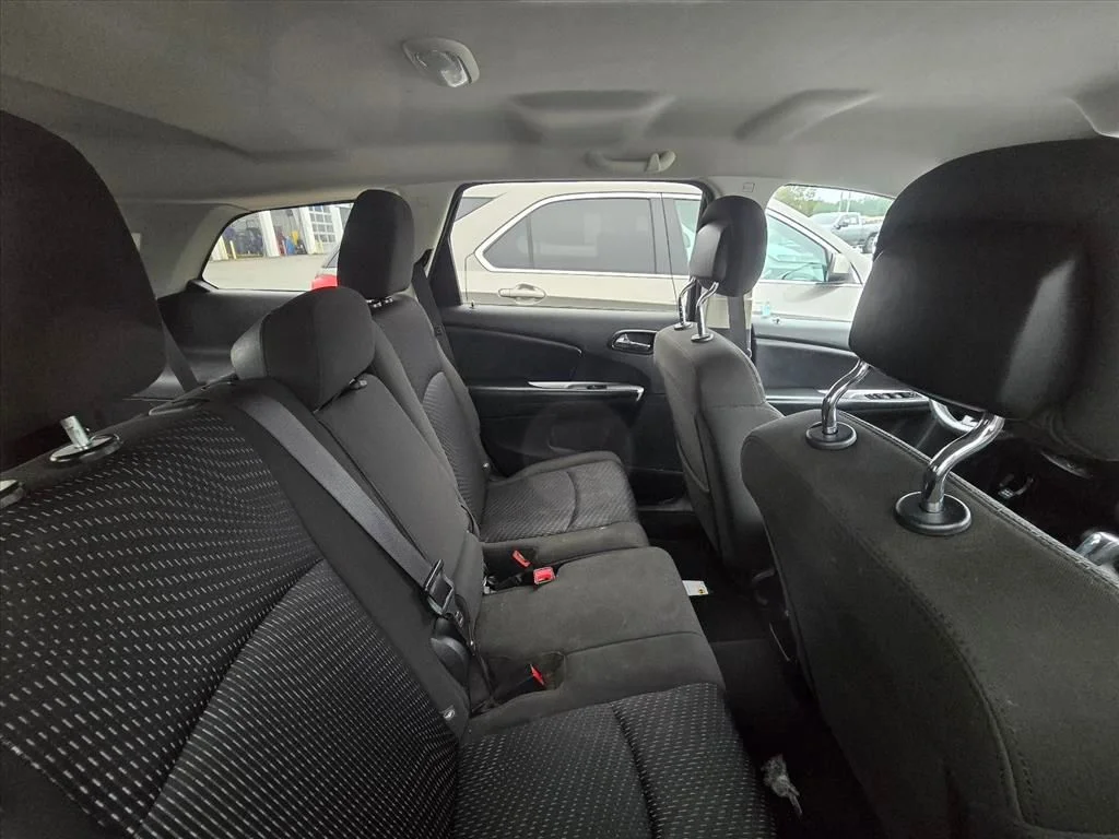 Used 2019 Green Dodge SE image 8