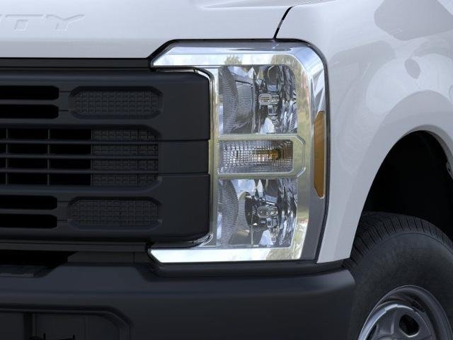 New 2026 Oxford White Ford F-250® XL image 40