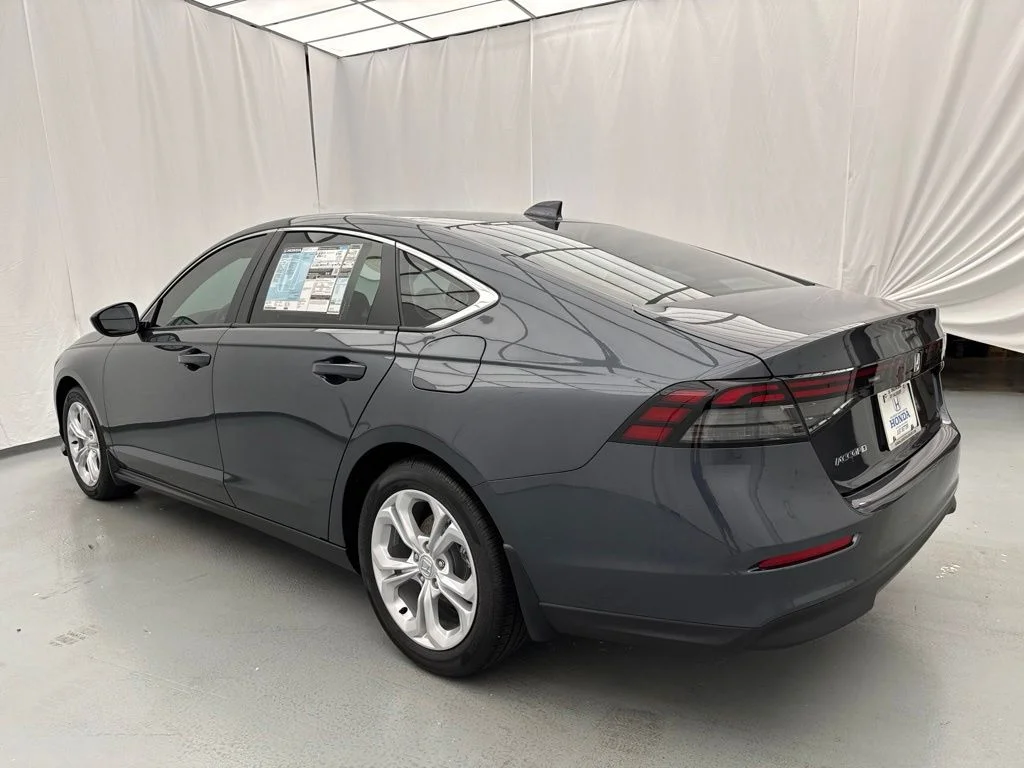 New 2026 Meteorite Gray Metallic Honda LX image 5
