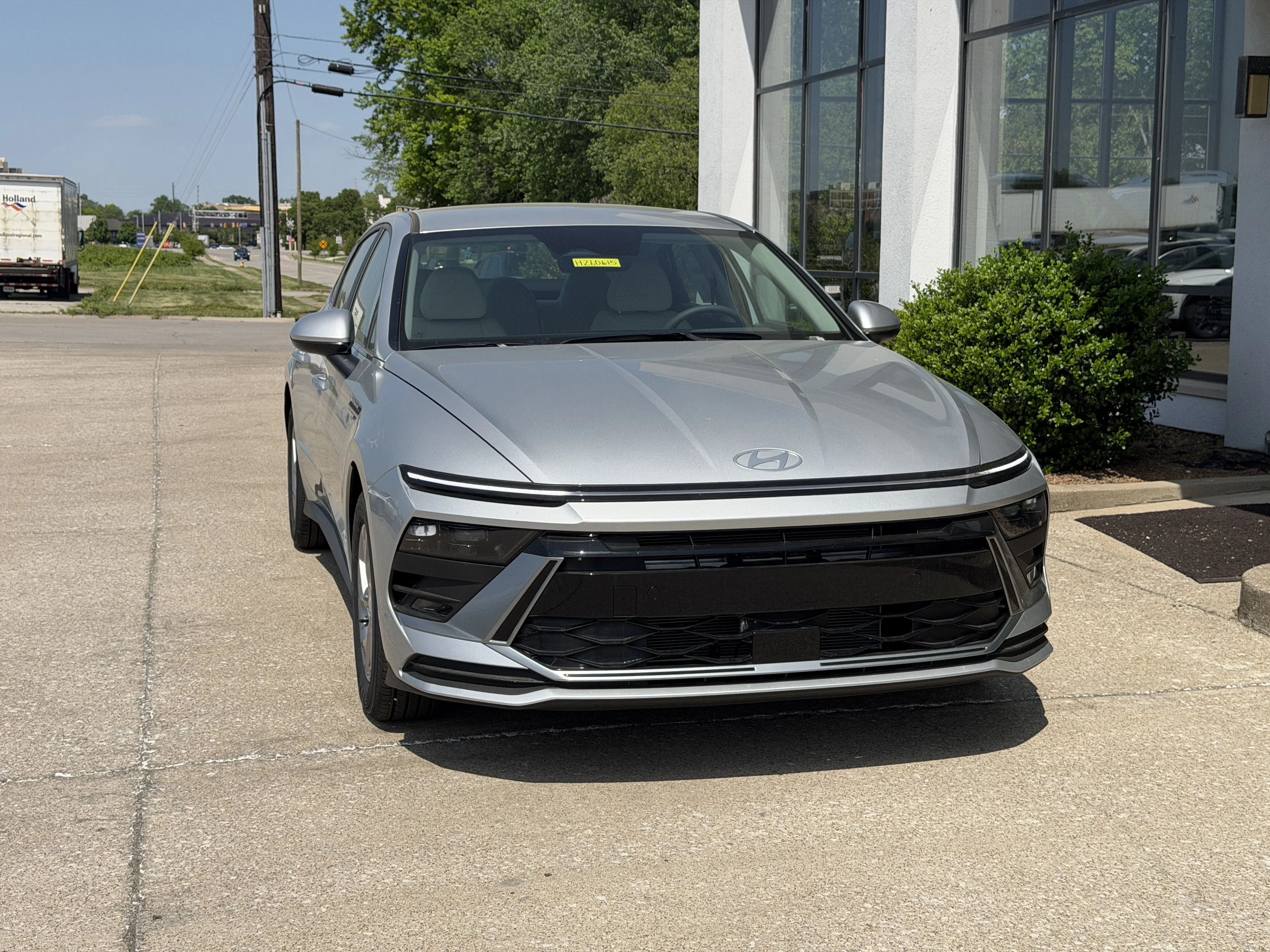Used 2026 Aero Silver Hyundai SE image 13