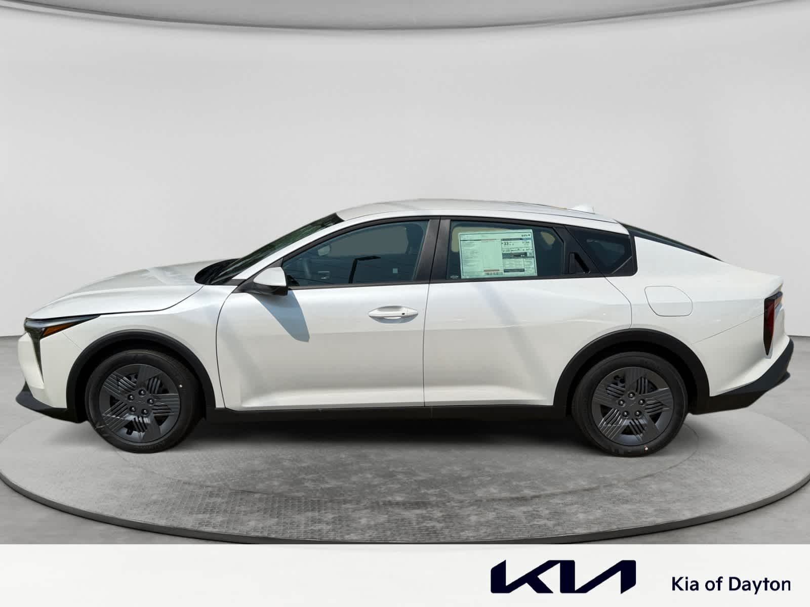 New 2026 SNOW WHITE PEARL Kia LX image 8