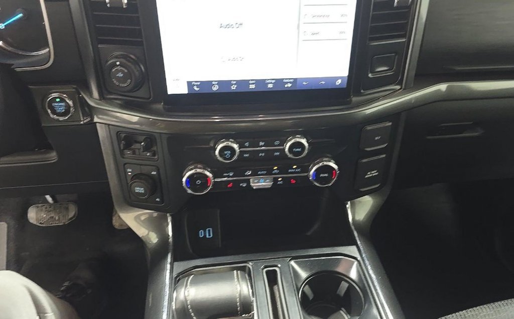 Used 2023 Blue Ford  image 8
