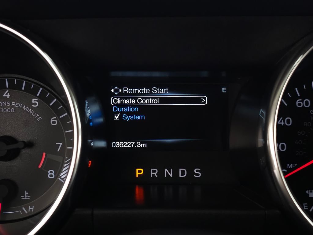 Used 2019 Oxford White Ford GT image 23