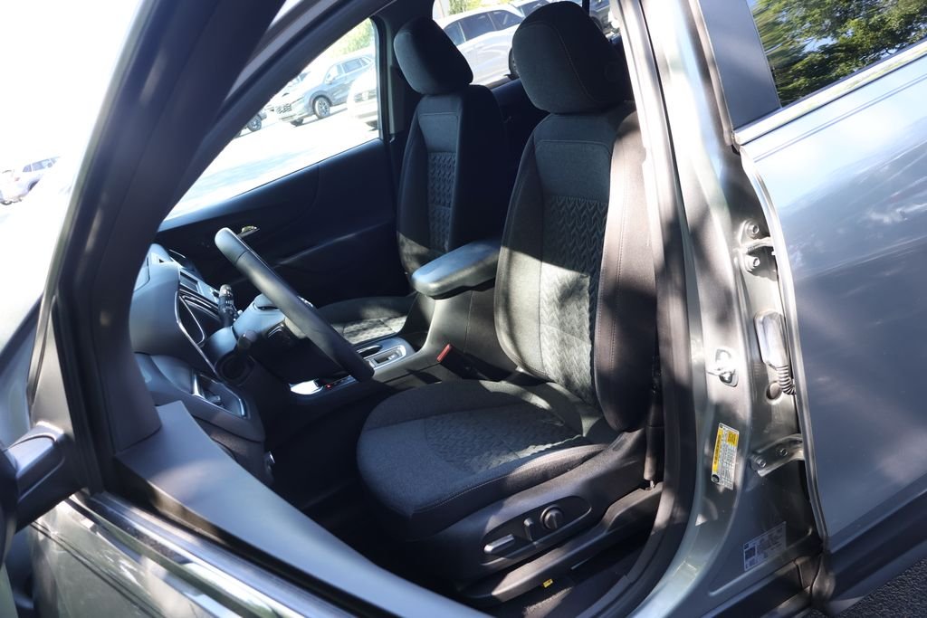 2024 Chevrolet Equinox LT - Photo 31