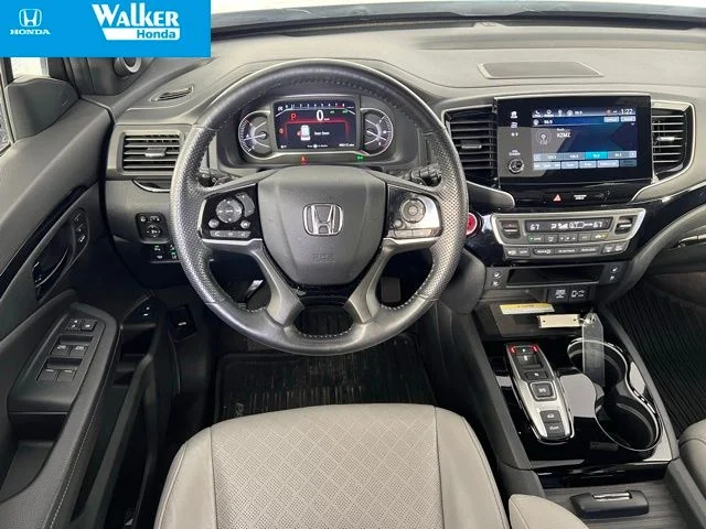 Used 2023 Silver Honda Elite image 32