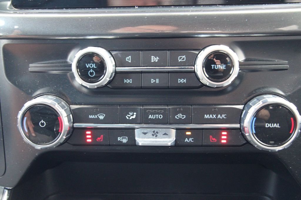 Used 2022  Ford XLT image 29