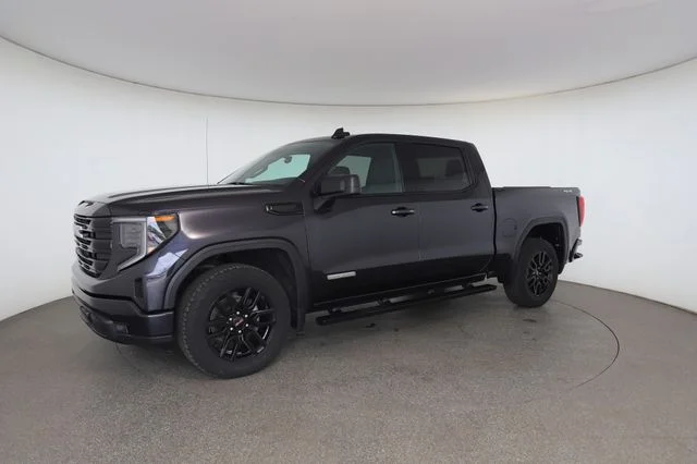 Used 2024 Silver GMC Elevation image 4