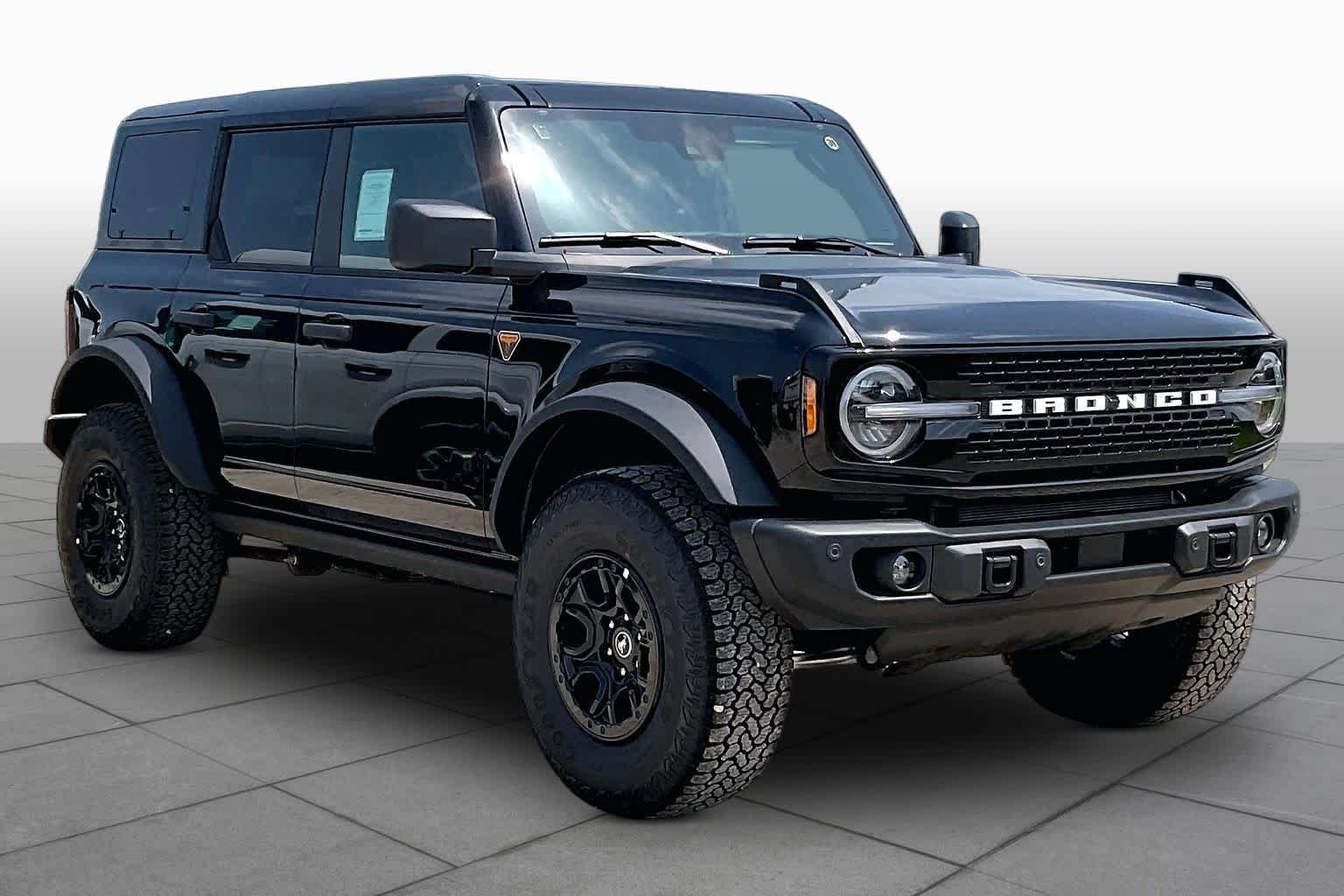 New 2026 Shadow Black Ford Badlands® image 2