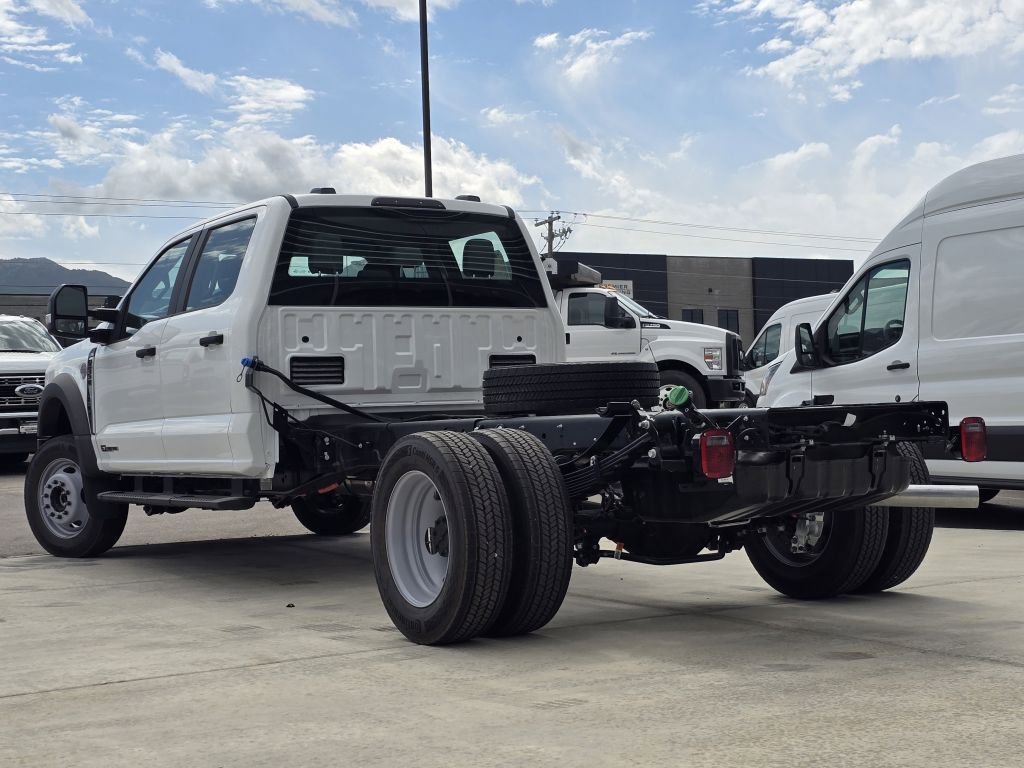 New 2026 Oxford White Ford F-550® XL image 20