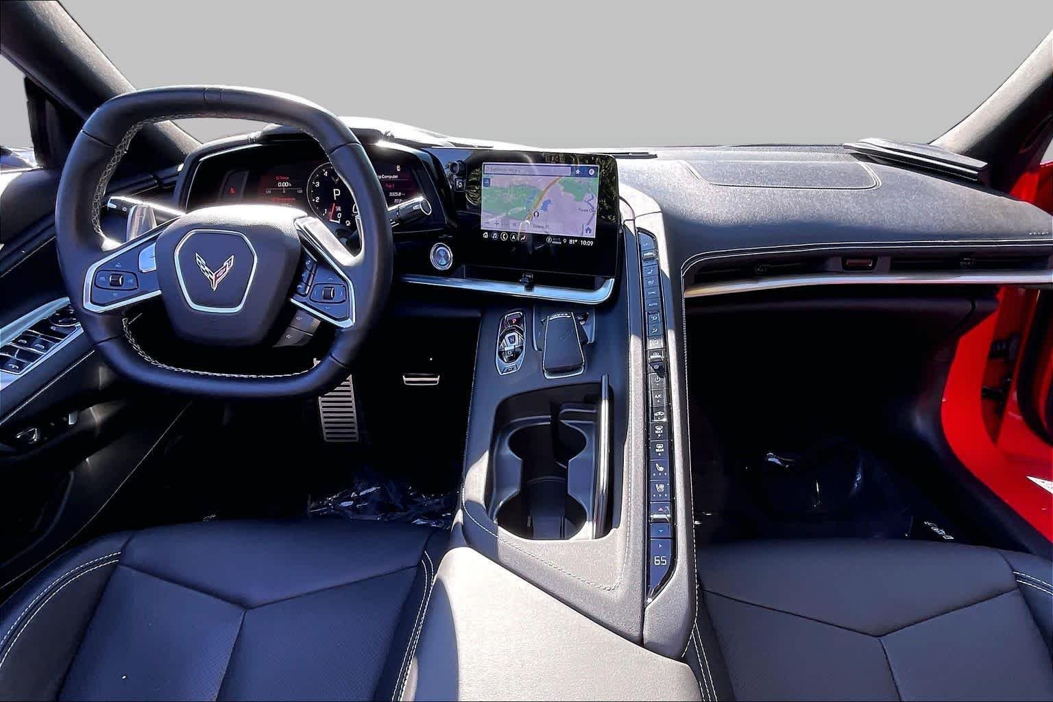 2022 Chevrolet Corvette 2LT - Photo 16