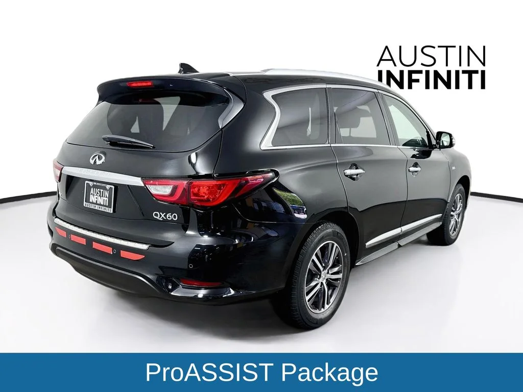 Used 2019 Black INFINITI LUXE image 7