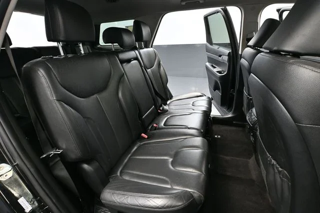 Used 2021 Black Hyundai SEL image 52