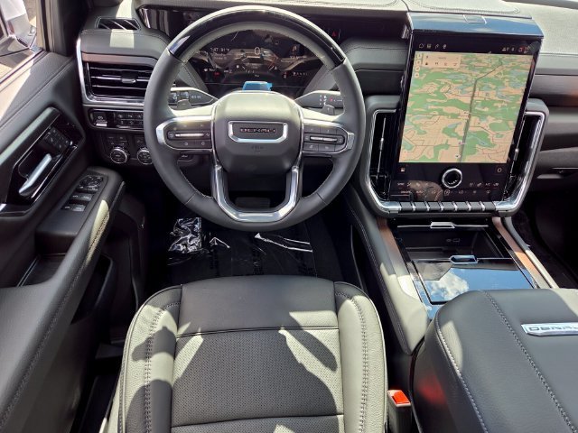 2026 GMC Yukon Denali - Photo 22