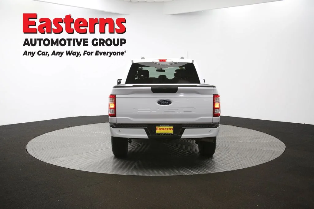 Used 2021 White Ford XL image 38