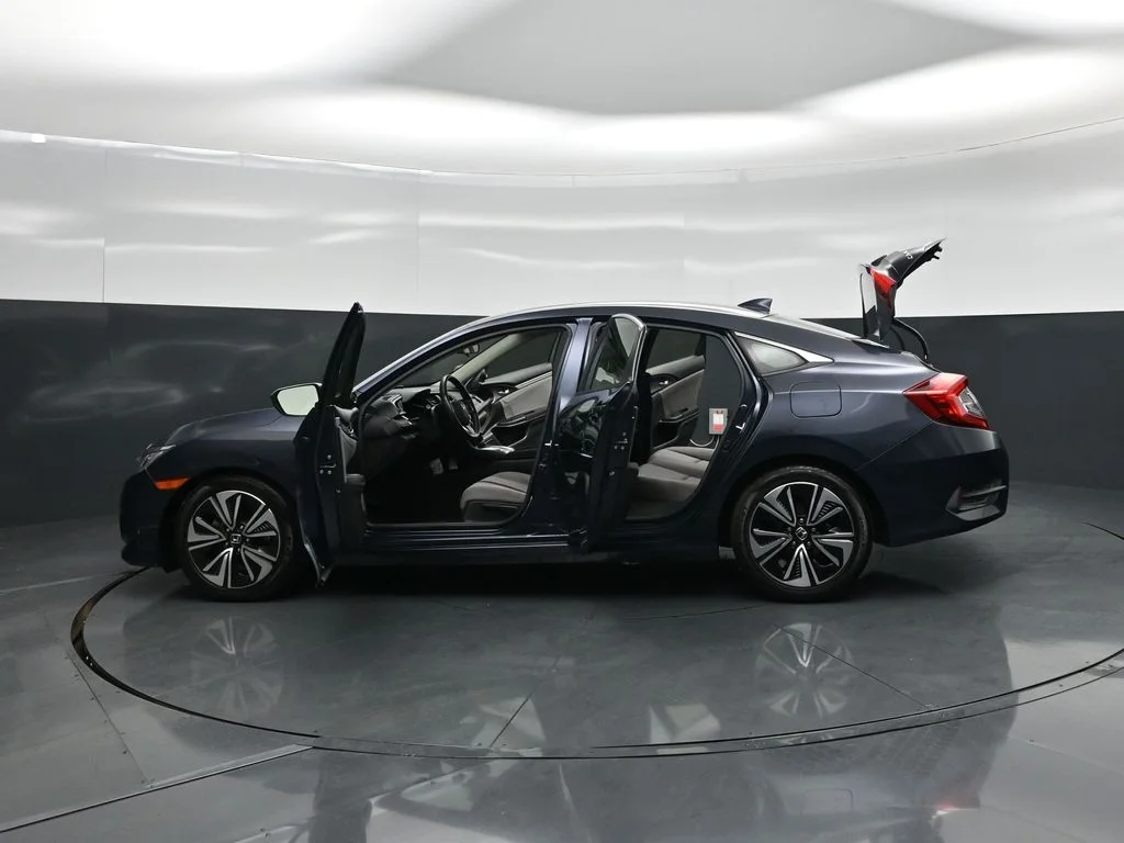 Used 2018 Blue Honda EX-T image 30