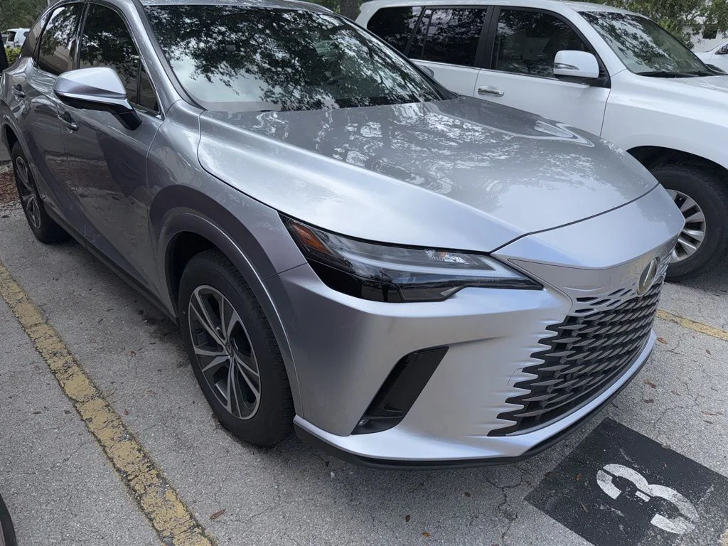 2025 Lexus RX 350's photo