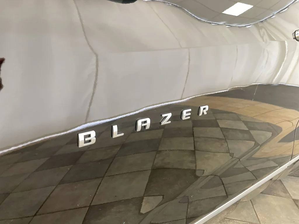 Used 2023 Black Chevrolet Premier image 32