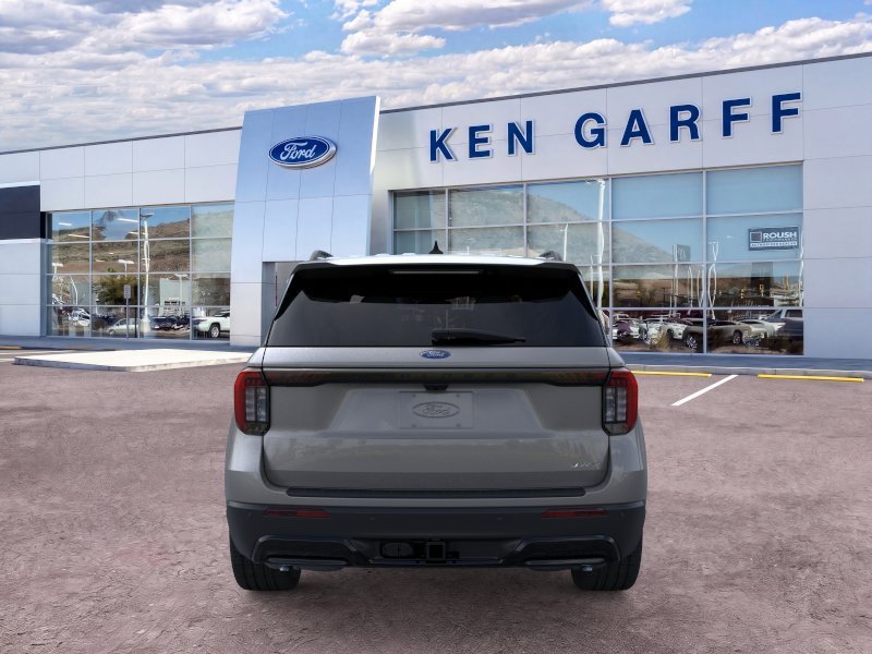 New 2026 Carbonized Gray Metallic Ford ST-Line image 5