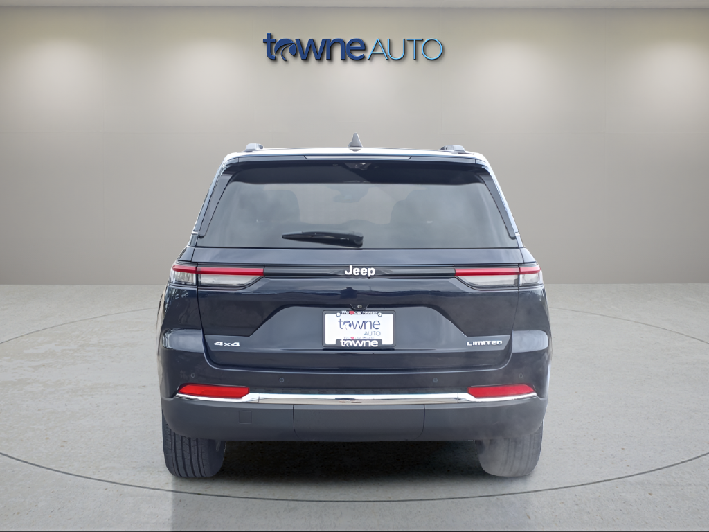 Used 2023 Black Jeep Limited image 5