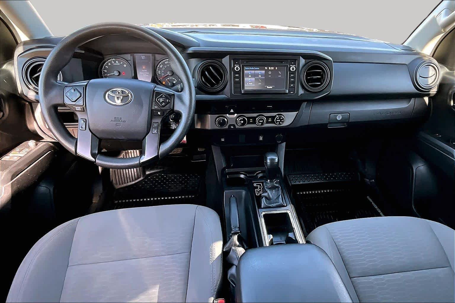 Used 2018 Midnight Black Metallic Toyota SR image 15