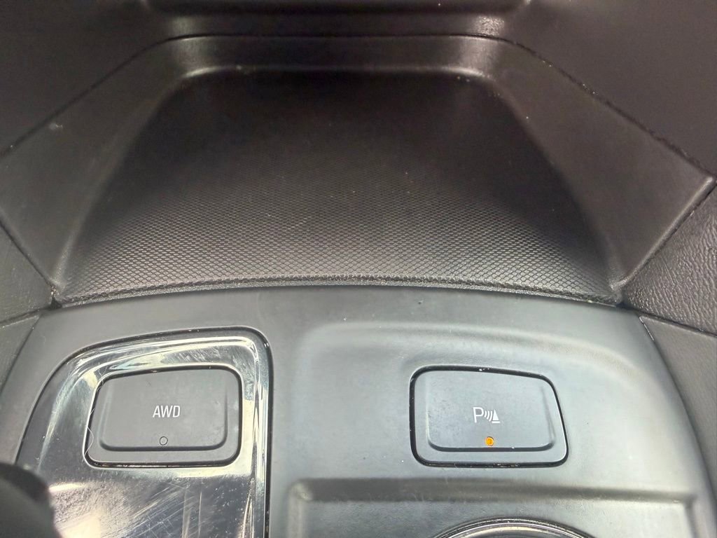 Used 2024 Summit White Chevrolet RS image 24