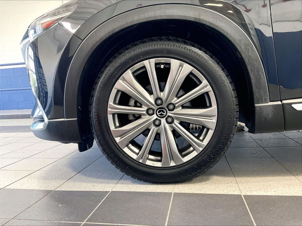 Used 2023 Black Mazda Signature image 7