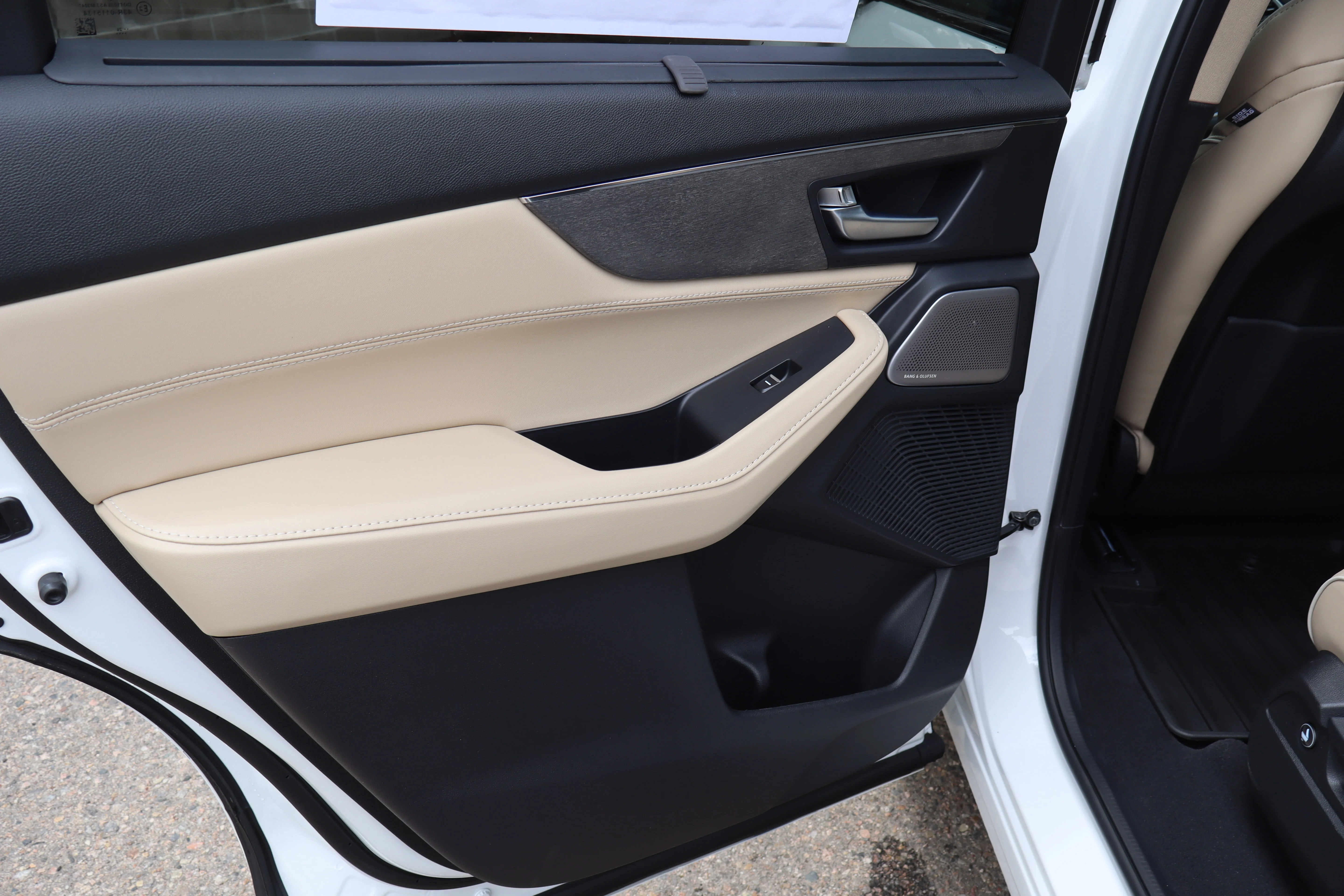 New 2026 Platinum White Pearl Acura w/Advance Package image 26