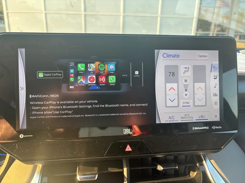 Used 2022 Titanium Glow Toyota Limited image 8
