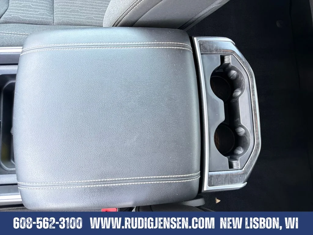 Used 2022 White Ram Big Horn/Lone Star image 24