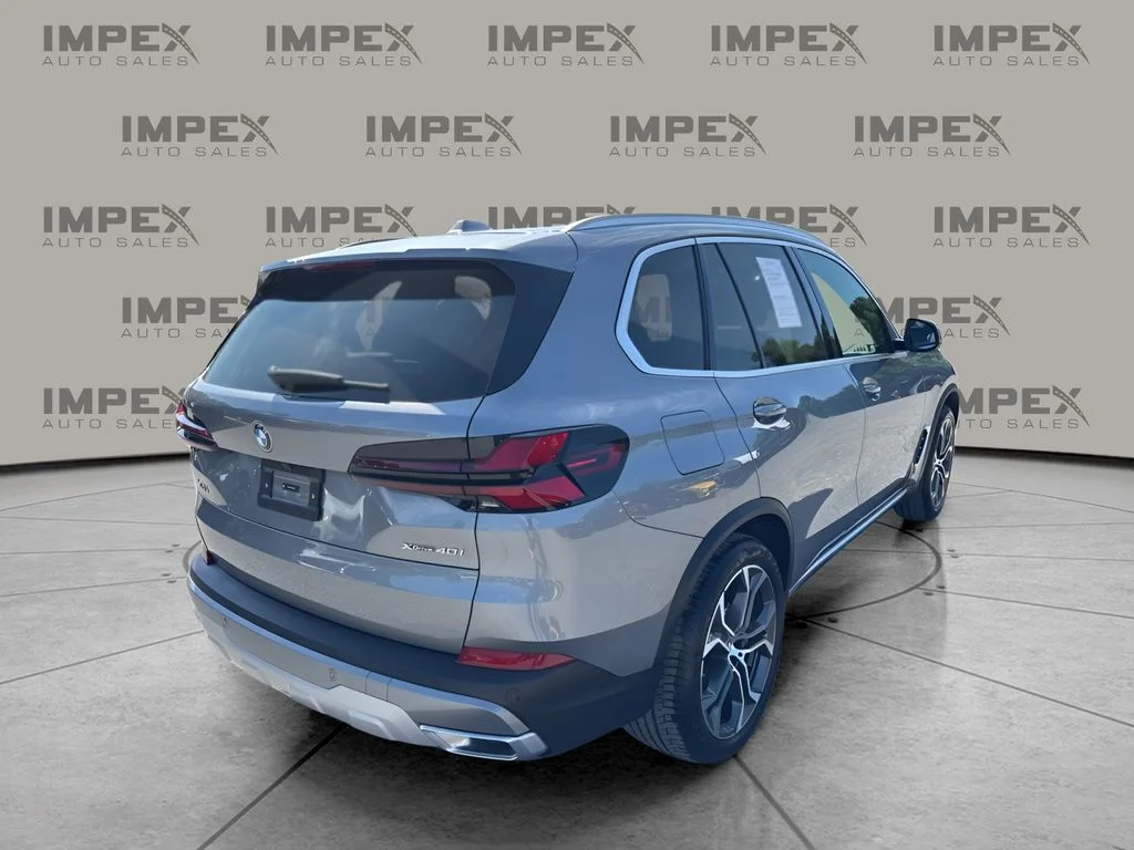 Used 2026 Gray BMW xDrive40i image 5