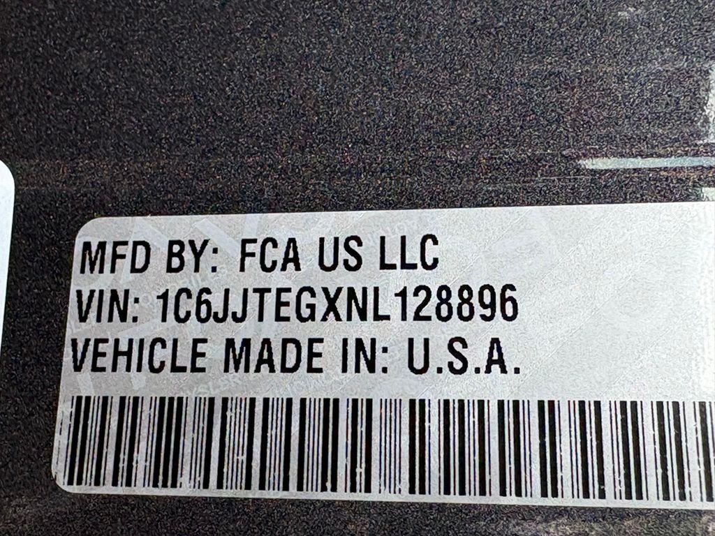 Used 2022 Gray Jeep Mojave image 16