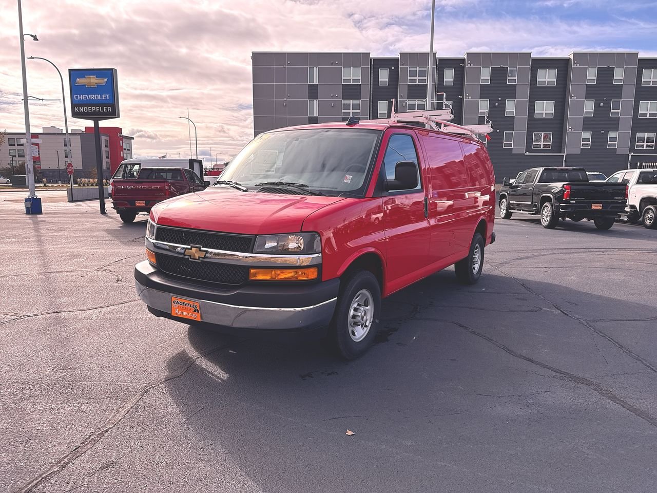 2025 Chevrolet Express Cargo Work Van - Photo 25